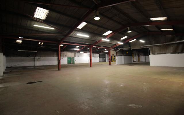 industrial-units-for-sale-or-to-let-separately-or-as-a-whole-with-large-secure-yard